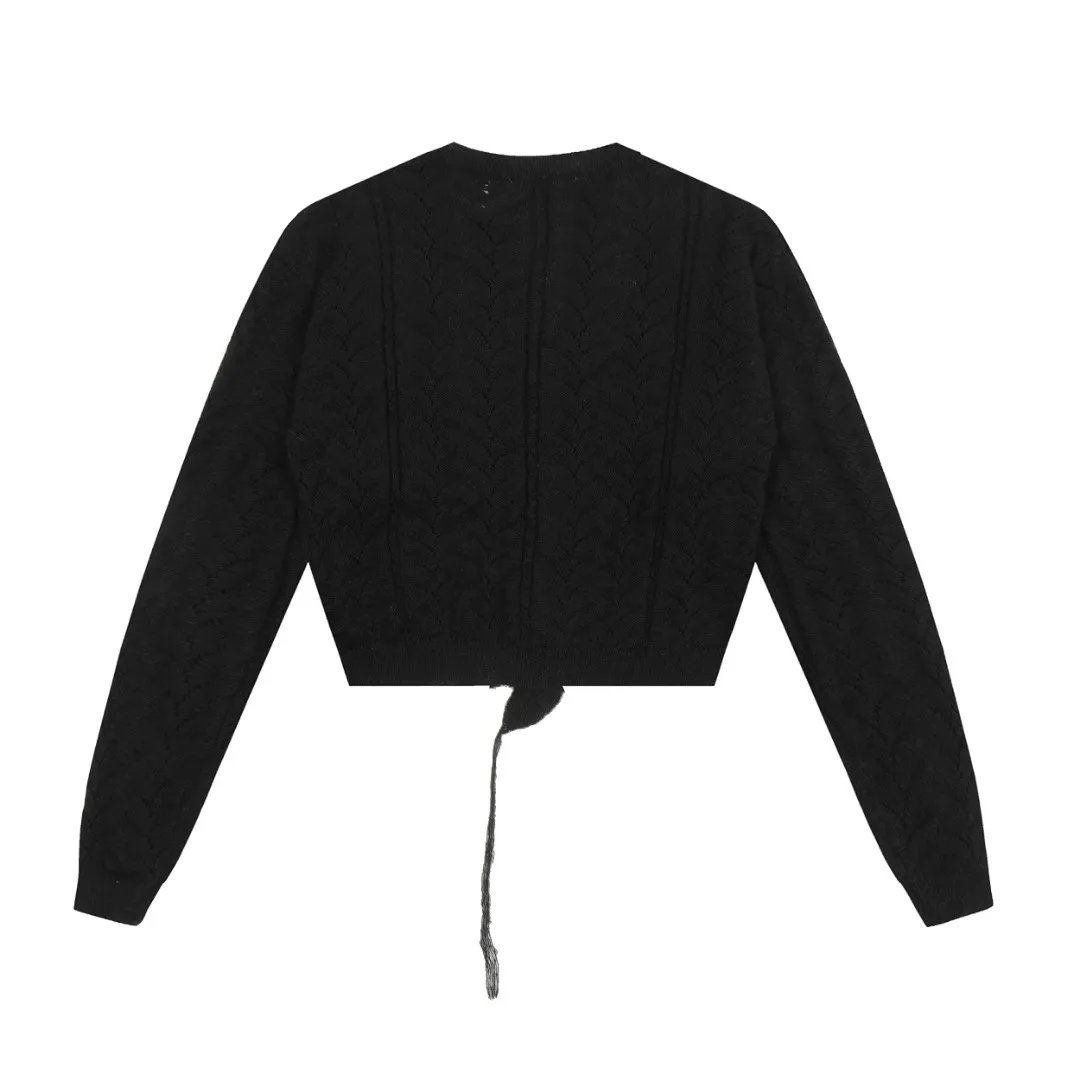 vivienne west wood Vivienne heavy lace classic cardigan knitted sweater wool 2024 autumn latest style 🧩 15% merino cotton wool 85% wool blend 🧩Correct Italian 🇮🇹100% wool washed wheat logo Size: S -M- L Color: black purple gray